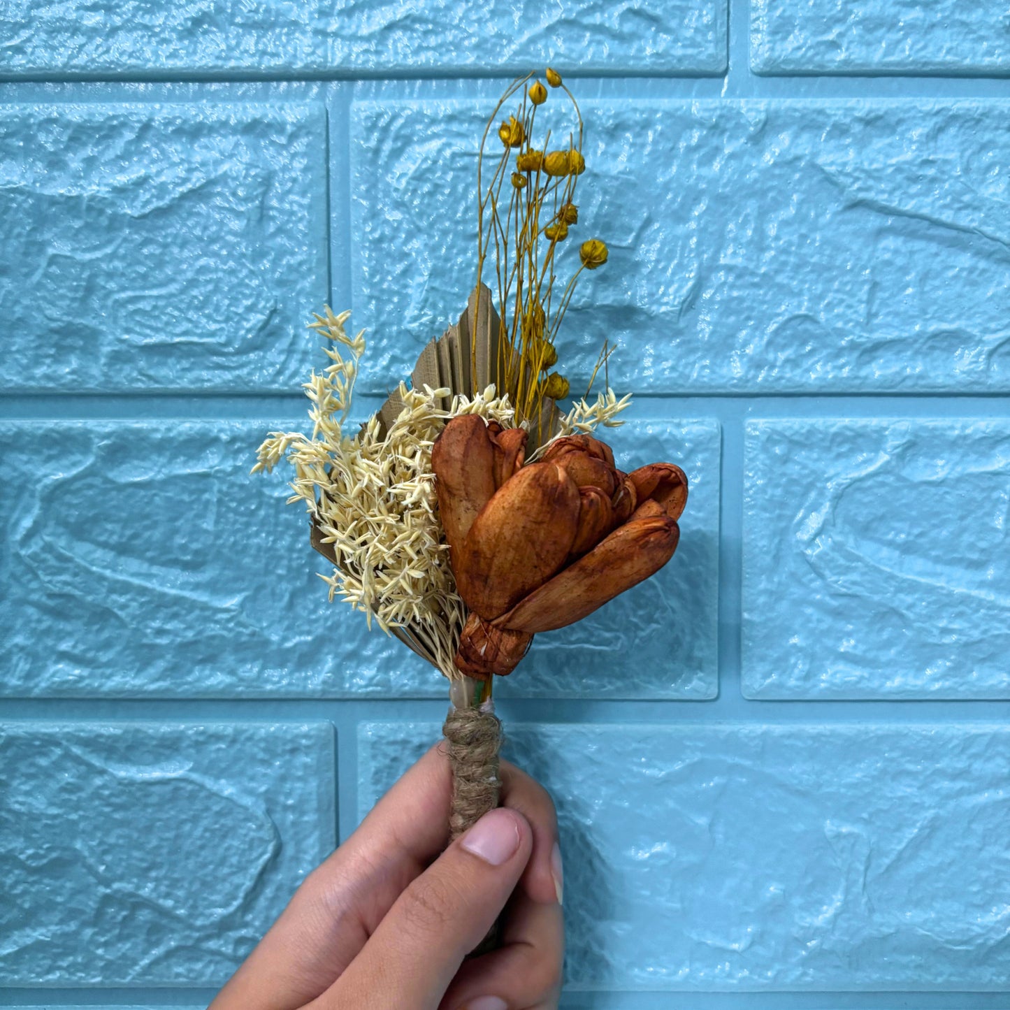 The Earthy Bloom